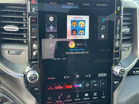 New 2026 RAM 1500 Laramie AWD/4WD image 20