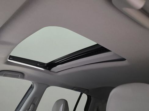 Used 2017 Honda Ridgeline RTL-E image 12