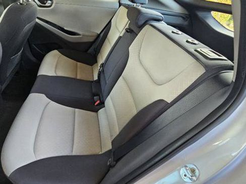 Used 2017 Hyundai Ioniq SEL FWD image 27