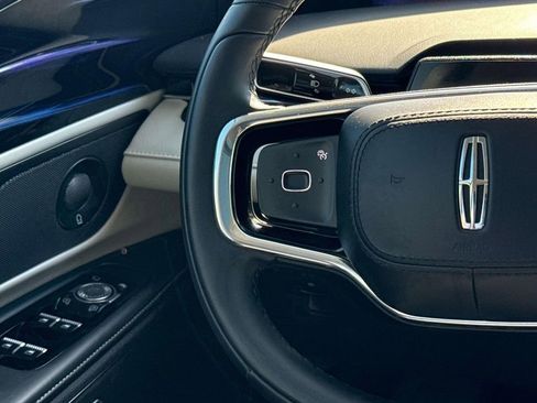 Used 2024 Lincoln Nautilus Reserve w/ Equipment Group 202A image 14