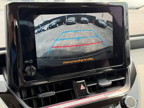 Used 2026 Toyota Corolla LE FWD image 33