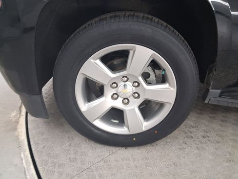 Used 2017 Chevrolet Tahoe LT image 11