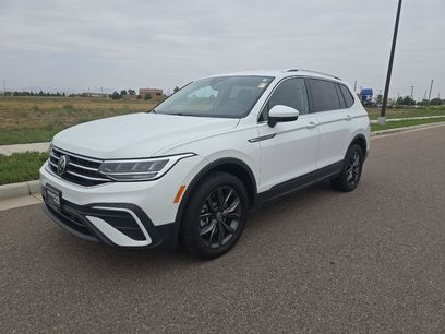 Used 2024 Volkswagen Tiguan SE