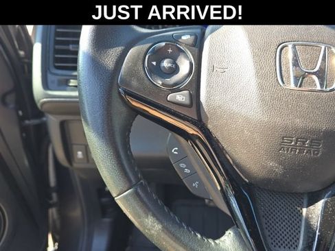 Used 2019 Honda HR-V Sport image 11