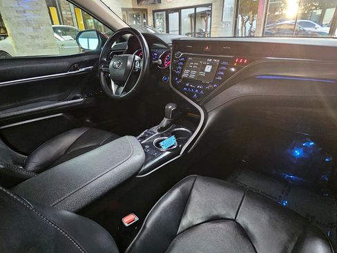 Used 2020 Toyota Camry XSE image 20