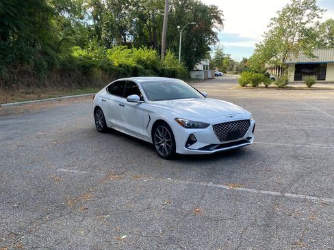 Used 2019 Genesis G70 3.3T Advanced RWD image 3