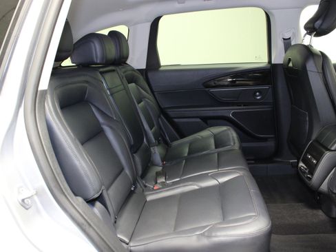 Used 2026 Lincoln Nautilus Premier w/ Equipment Group 102A AWD/4WD image 16