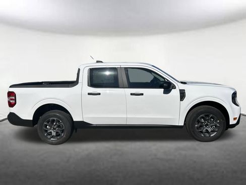 New 2025 Ford Maverick XLT w/ Equipment Group 301A image 6