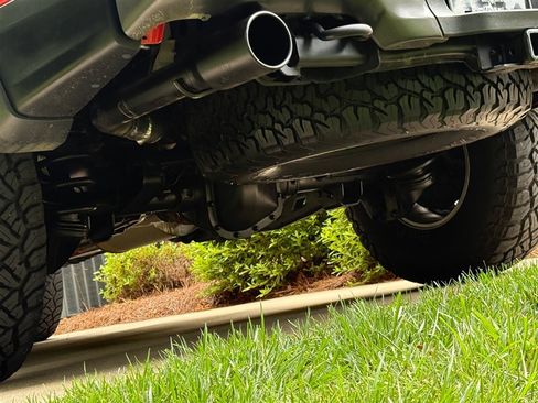 Used 2022 Ford F150 Raptor w/ Raptor 37 Performance Package image 25