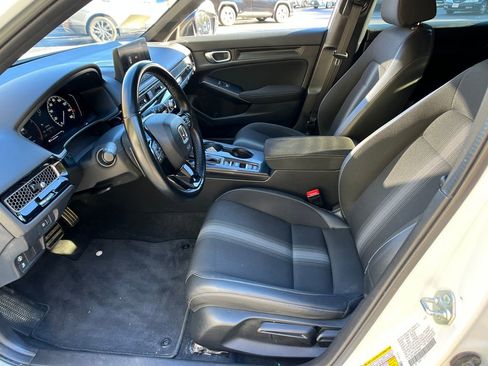 Used 2023 Honda Civic Sport image 9