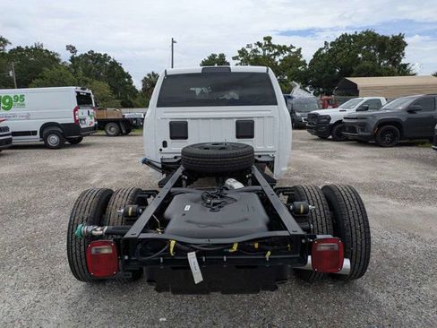 New 2026 RAM 3500 Tradesman AWD/4WD image 4