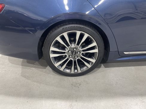 Used 2017 Lincoln Continental Reserve w/ Luxury Package AWD/4WD image 10