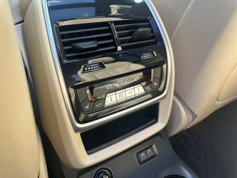 Used 2021 BMW X7 xDrive40i w/ Executive Package 2 image 29