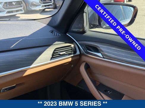 Used 2023 BMW 540i xDrive 540i xDrive image 17