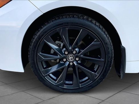 Used 2024 Toyota Corolla SE image 11
