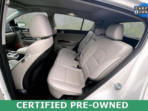 Certified 2022 Kia Sportage EX w/ EX Technology Package image 25
