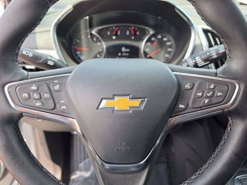 Used 2024 Chevrolet Equinox LT AWD/4WD image 32