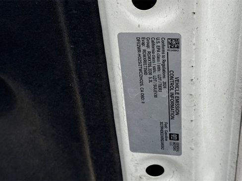 Used 2024 GMC Sierra 1500 SLT image 38