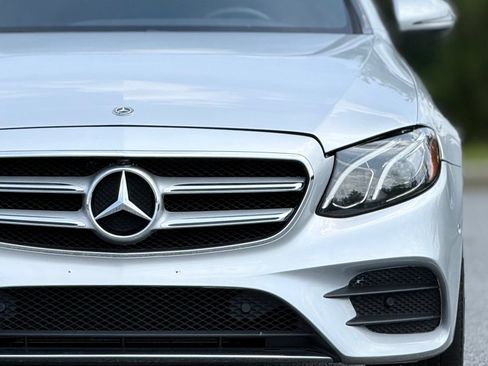 Used 2019 Mercedes-Benz E 300 4MATIC image 15