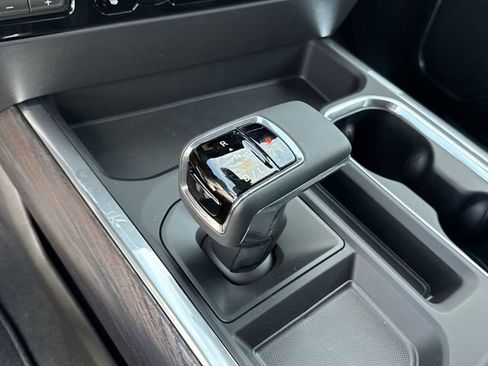 New 2026 GMC Sierra 1500 SLT w/ SLT Premium Package image 13