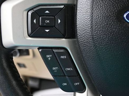 Used 2017 Ford F150 Lariat AWD/4WD image 18