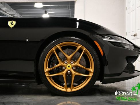 Used 2024 Ferrari Roma Spider RWD image 30