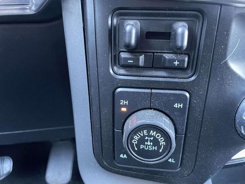 Used 2021 Ford F150 Lariat w/ Max Trailer Tow Package image 43