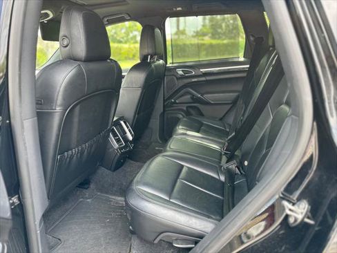 Used 2014 Porsche Cayenne Diesel image 16