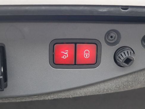 Used 2008 Mercedes-Benz SL 550 image 20