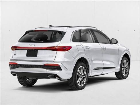 New 2026 Audi Q5 Premium AWD/4WD image 2