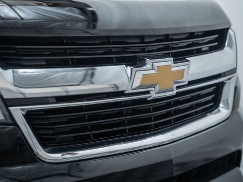 Used 2019 Chevrolet Colorado LT w/ LT Convenience Package AWD/4WD image 13