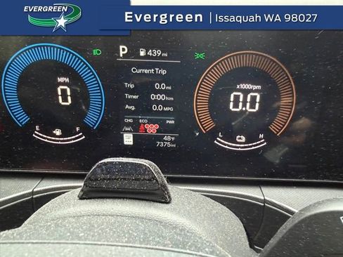 Used 2025 Hyundai Santa Fe SEL image 1