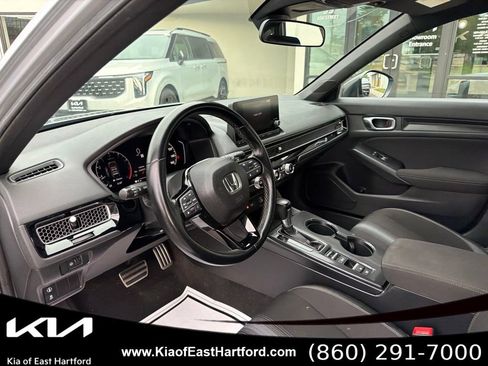 Used 2023 Honda Civic Sport image 29