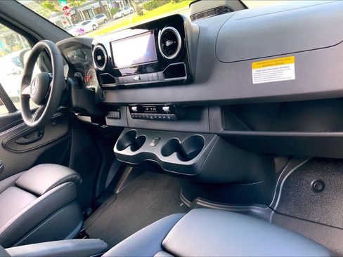 New 2026 Mercedes-Benz Sprinter 2500 image 11