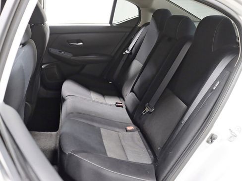 Used 2021 Nissan Sentra SV image 23