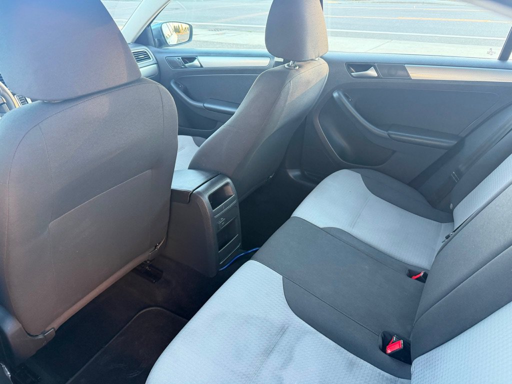 Used 2018 Volkswagen Jetta S FWD image 11