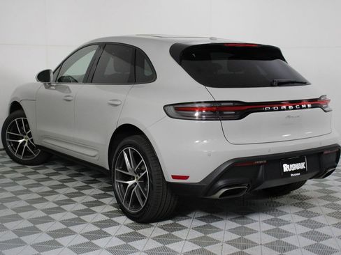 New 2026 Porsche Macan image 3