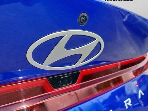 Used 2024 Hyundai Elantra SEL FWD image 35