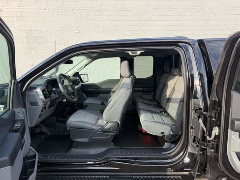 Used 2023 Ford F150 XL RWD image 10