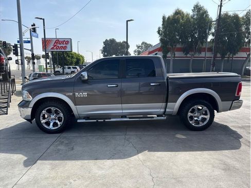 Used 2014 RAM 1500 Laramie w/ Convenience Group AWD/4WD image 6