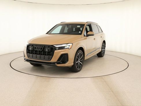 Certified 2025 Audi Q7 2.0T Premium Plus w/ Premium Plus Package AWD/4WD image 12
