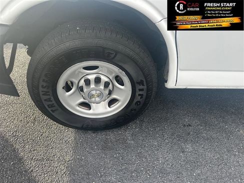 Used 2021 Chevrolet Express 2500 Extended w/ Driver Convenience Package RWD image 21