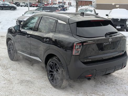 New 2026 Nissan Kicks SR w/ SR Premium Package image 5