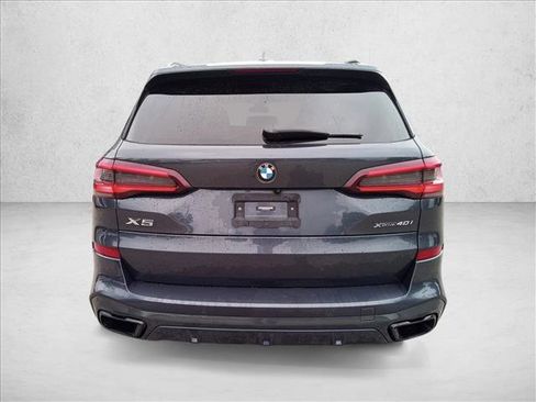 Used 2022 BMW X5 xDrive40i w/ M Sport Package AWD/4WD image 7