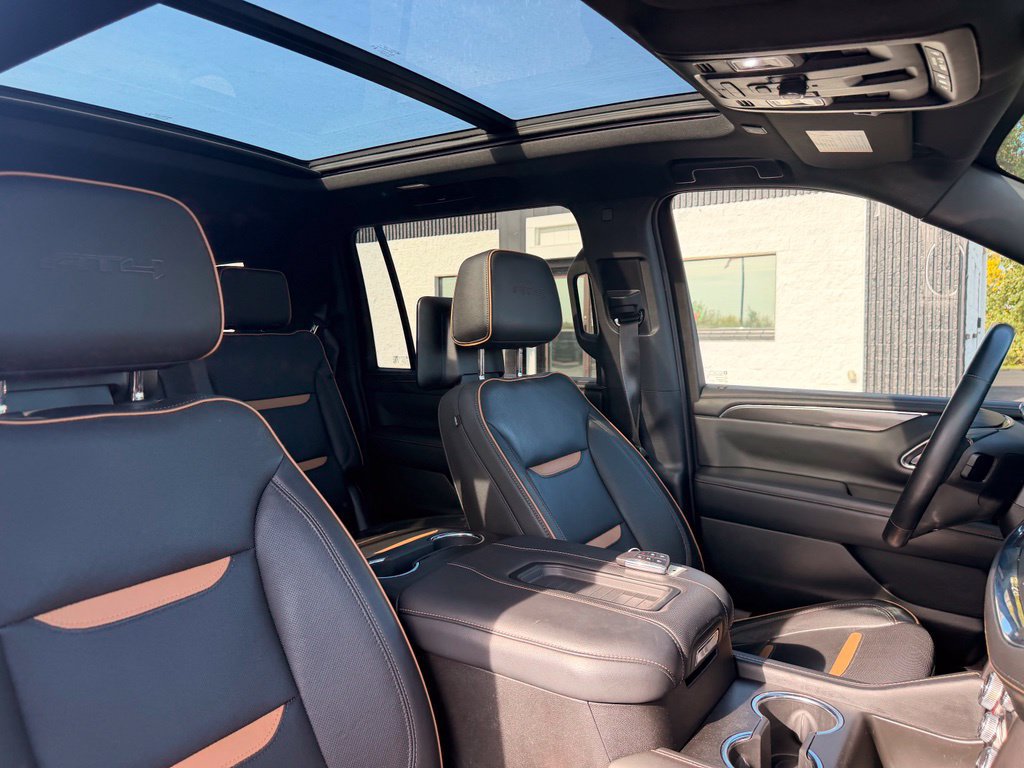 Used 2023 GMC Yukon XL AT4 w/ AT4 Premium Plus Package AWD/4WD image 37