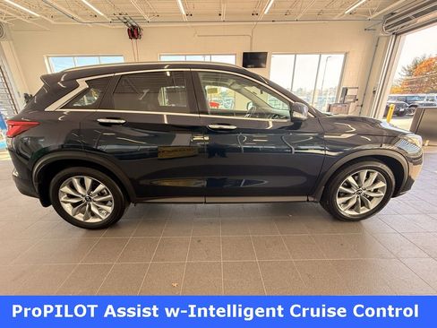 Used 2022 INFINITI QX50 Essential image 8