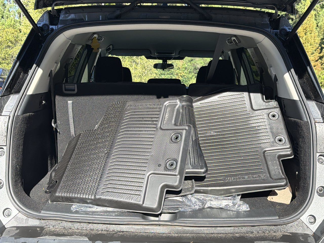 Certified 2025 Nissan Pathfinder S FWD image 24