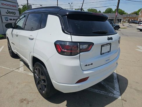 Certified 2025 Jeep Compass Limited w/ High Altitude Package AWD/4WD image 11