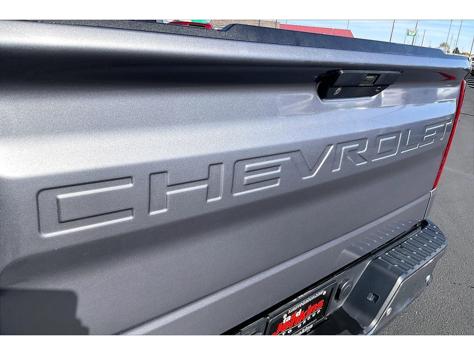 Used 2020 Chevrolet Silverado 1500 LTZ w/ LTZ Plus Package AWD/4WD image 31