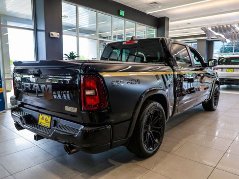 New 2026 RAM 1500 Big Horn AWD/4WD image 9